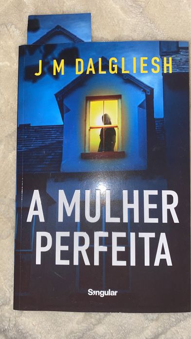 Vendo livro “A mulher perfeita” de JM Dalgliesh
