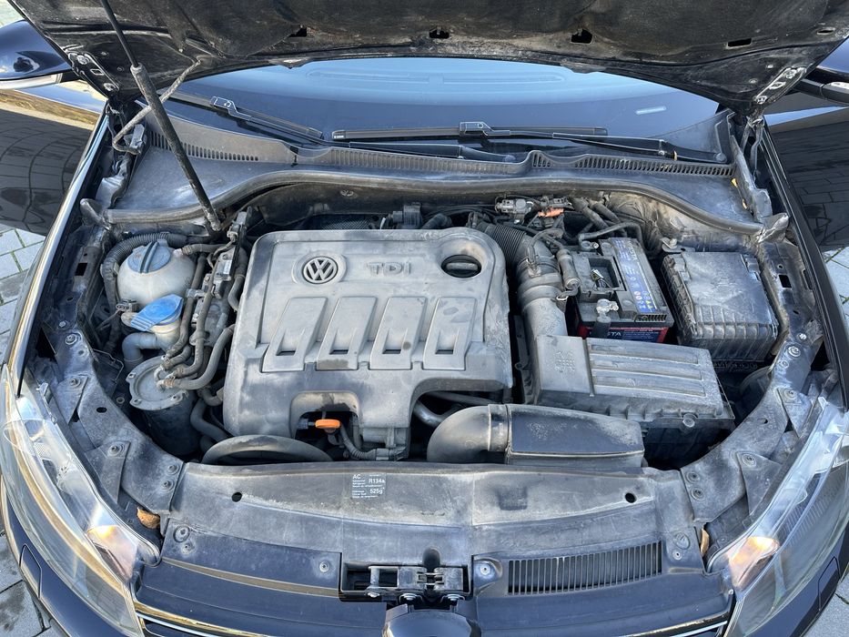 Volswagen GOLF 2010 2.0TDI Clima