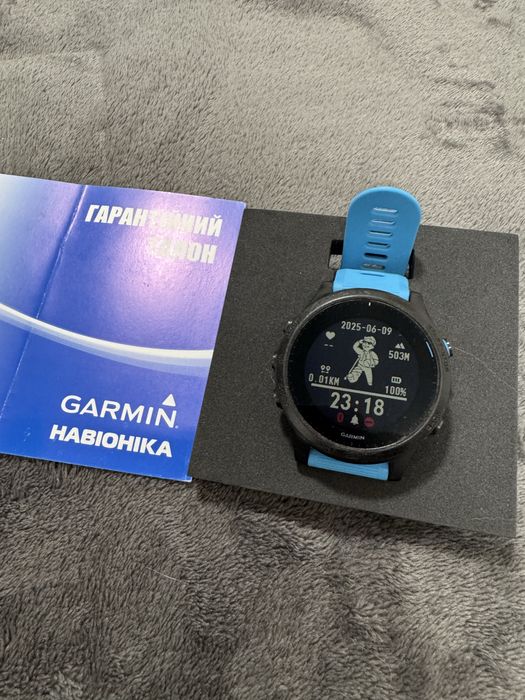 Смарт годинник мультиспорт Garmin Forerunner 945 blue