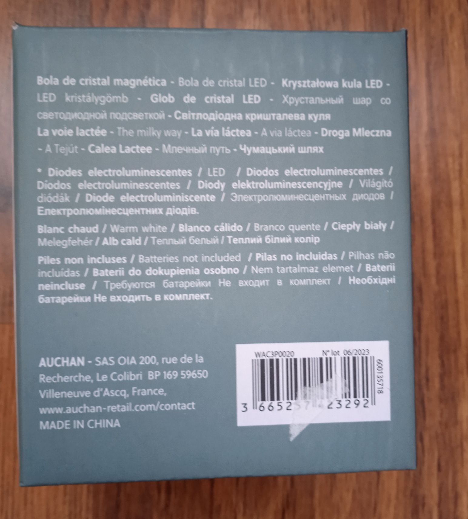 Lampka LED, galaktyka na baterię, uszkodzona