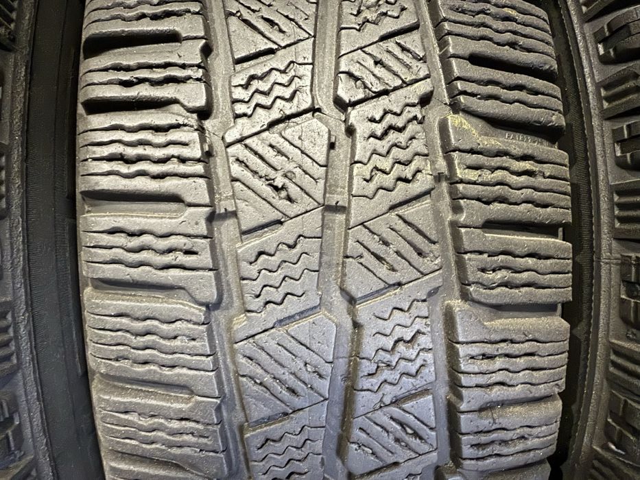235/65 16 C Michelin
