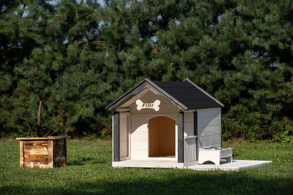 Bardzo duża buda dla psa z tarasem z litego drewna GRATISY