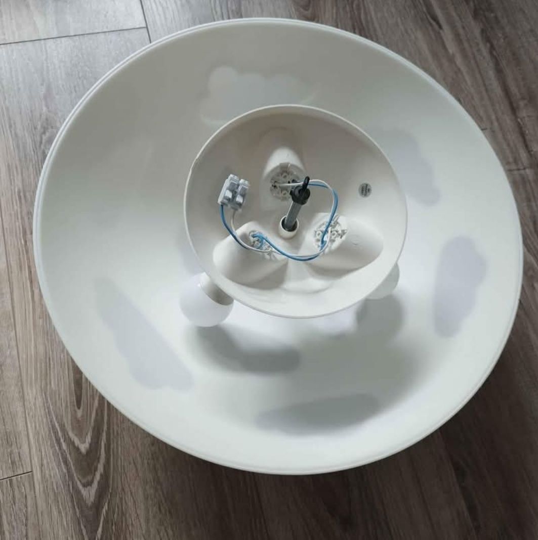 Oświetlenie żyrandol i kinkiet Ikea chmurka