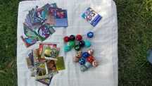 Bakugan  - zestaw 17 szt., 19 kart magnet., 26 kart