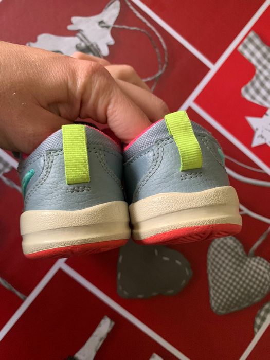 tênis Nike tamanho 21