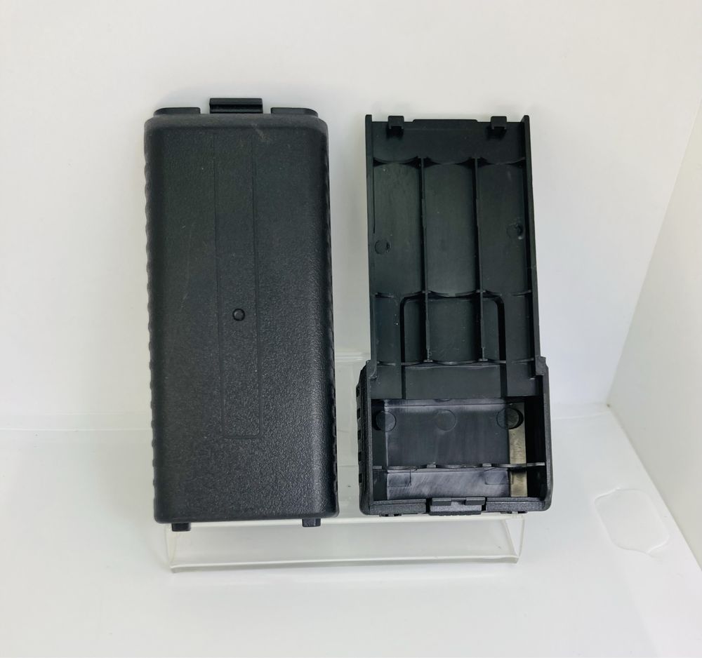 Adapter /koszyk baterii Baofeng UV-5R , na baterie 6xAA
