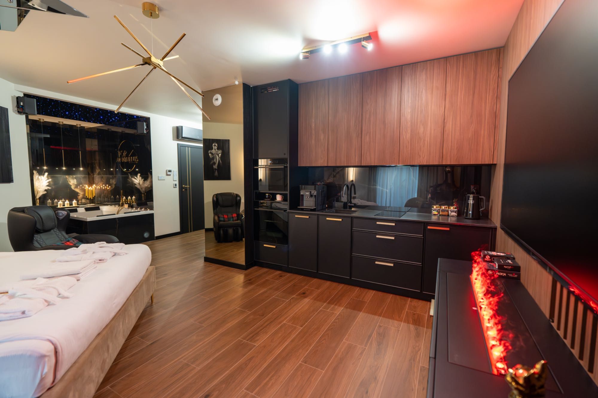 Apartment z Jacuzzi, Wiślane Tarasy, Kraków, na doby i godziny