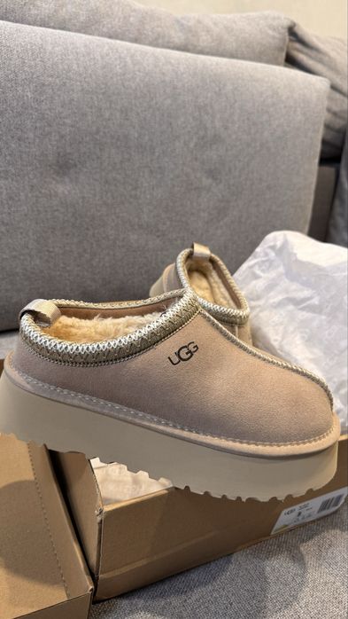 Уггі бежеві 40(25)