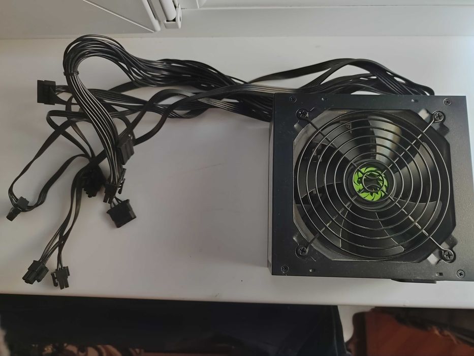 Блок живлення GameMax GM-500-80+ APFC Black — 500W