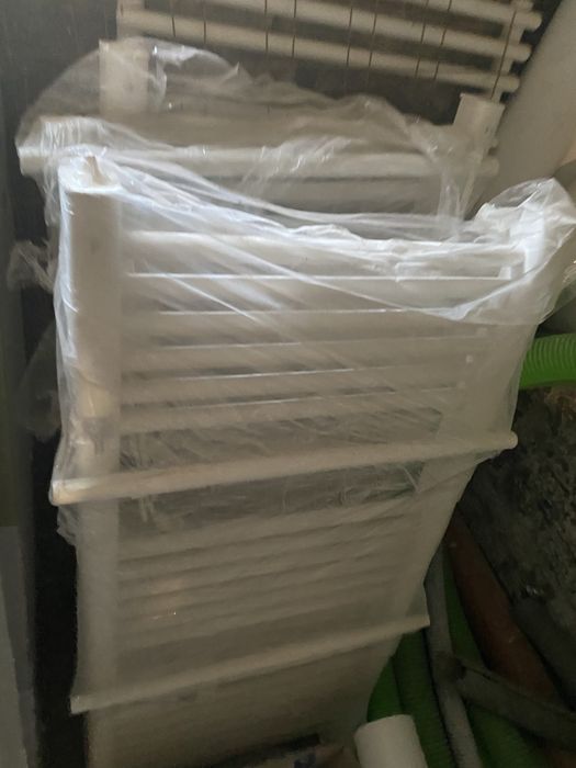 Grzejnik elektryczny łazienkiwy nowy 500 w