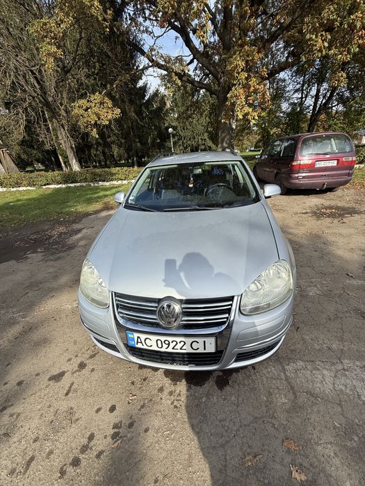 Продам Volkswagen Golf 5