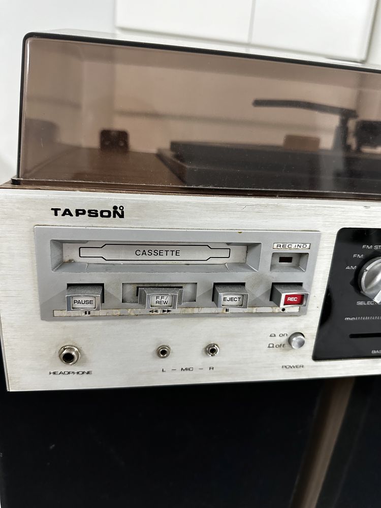 Gira discos TAPSON com radio e leitor de cassete