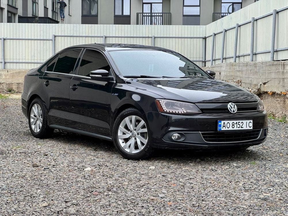 Продам Jetta HYBRID 1,4 TSI