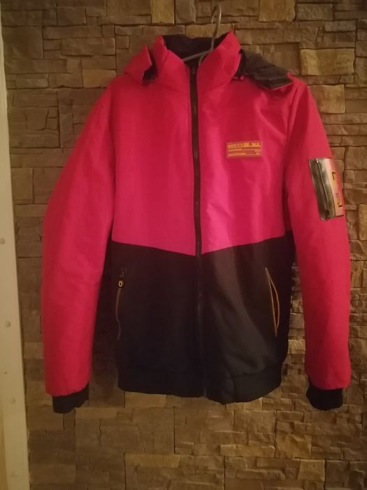 Продам курточку хлопчачу