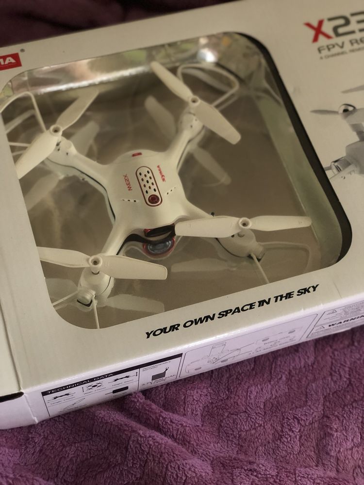 Квадрокоптер дрон з камерою на р/к ТМ "SYMA" X23W)