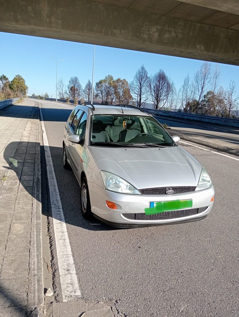Ford Focus carrinha vendo ou troco