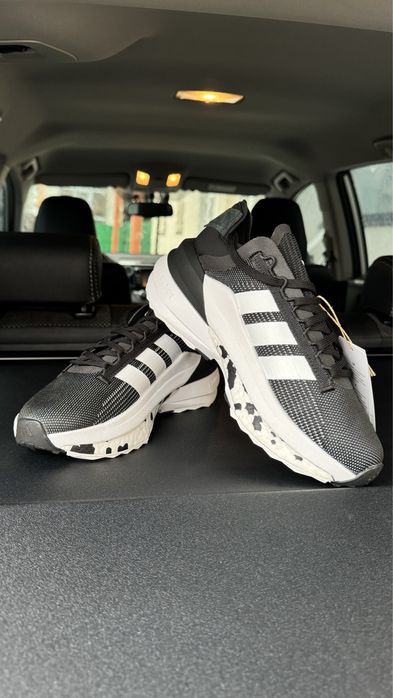 Adidas Avryn_X Shoes
