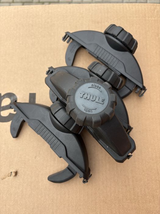 Система фіксації боксу Thule Power Click G3 краби туле
