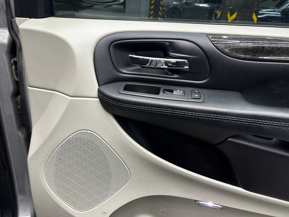 Dodge Grand Caravan 2017