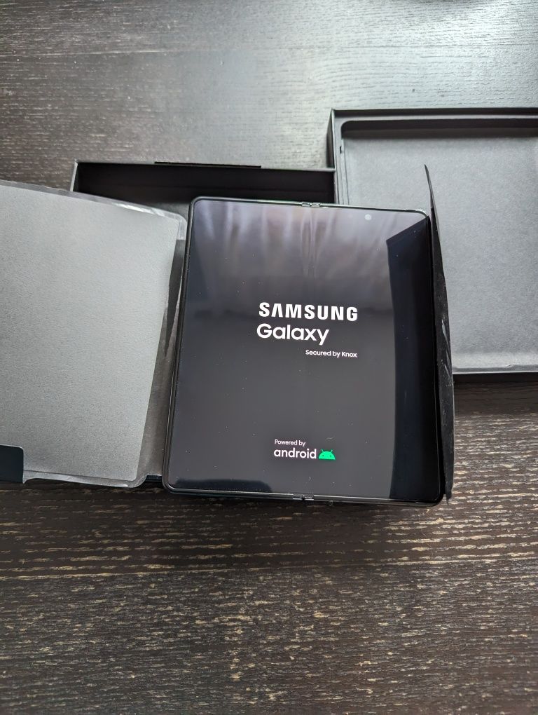 Samsung Galaxy Z Fold 5