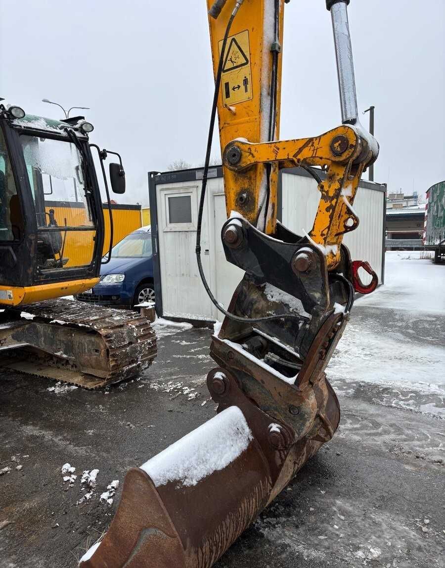JCB145, Гусеничний екскаватор JCB 145 LC, JCB