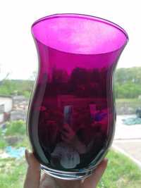 Piękny fioletowy szklany wazon polecam