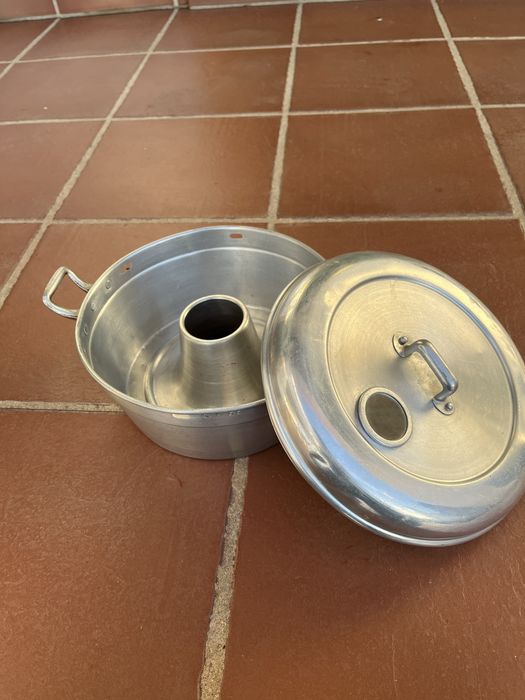 Forma para bolos com oculo