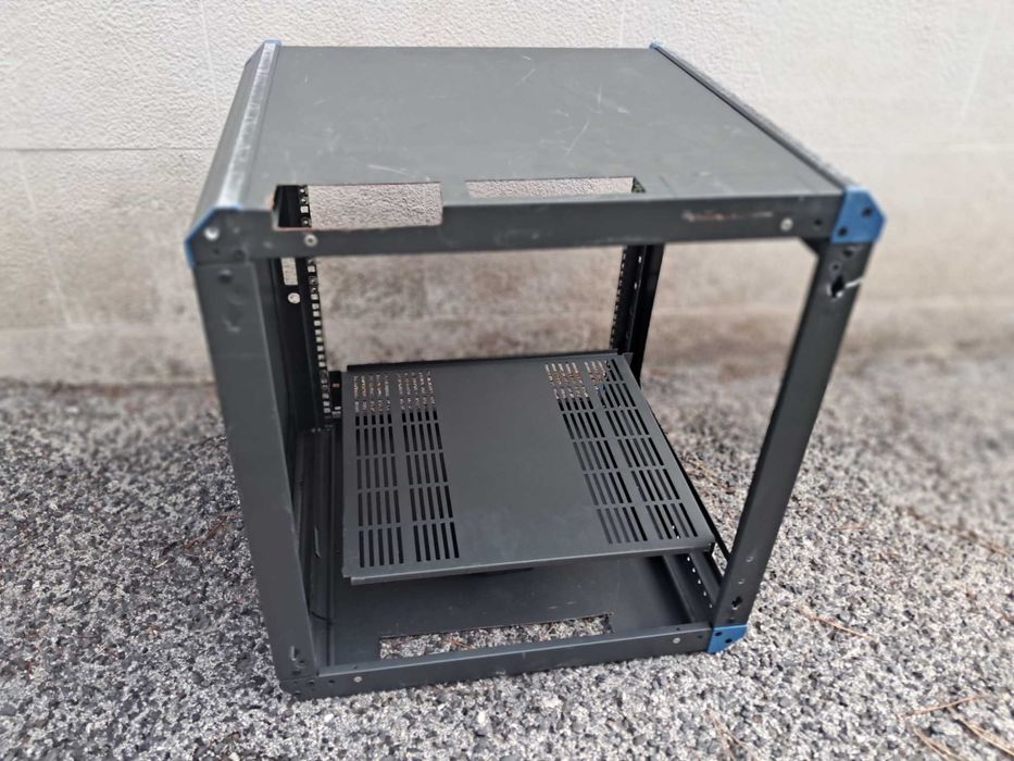 Bastidor Rack Infraestrutura comunicações mural 1/2 altura 12Us