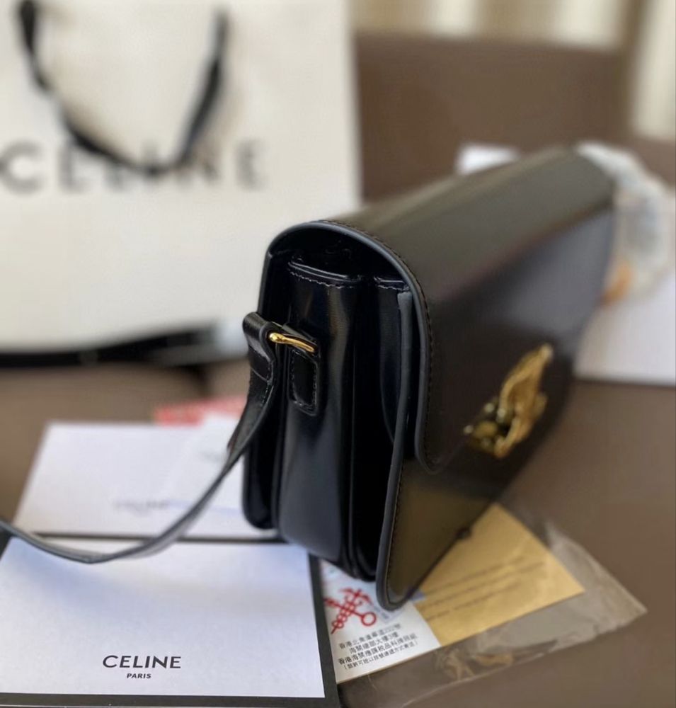 Стильна шкіряна сумочка Celine