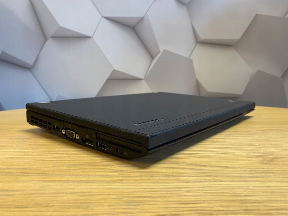 Laptop Lenovo x220 i5 4GB ramu 120GB SSD Windows 10 idealny do nauki