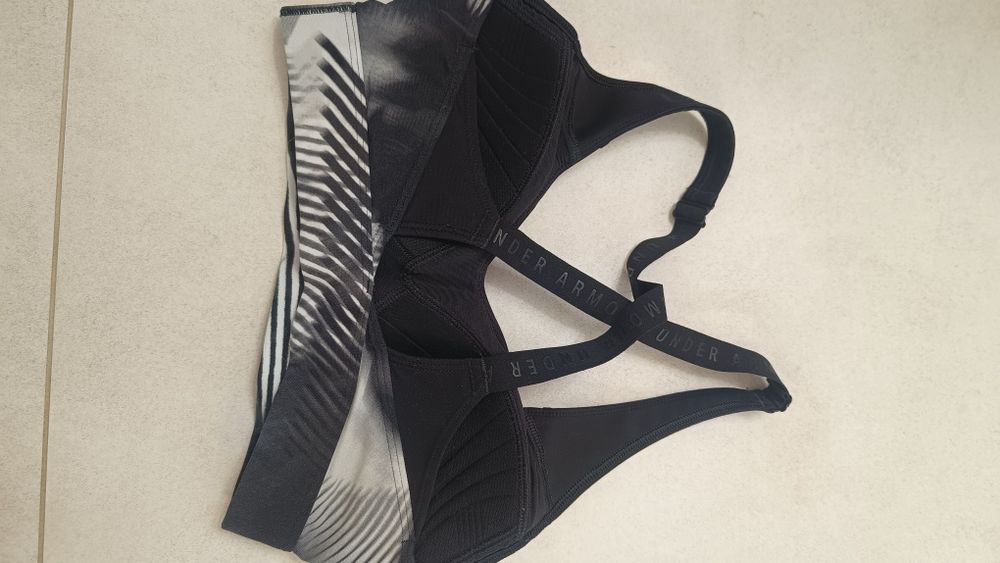 Under Armour stanik sportowy biustonosz top xs