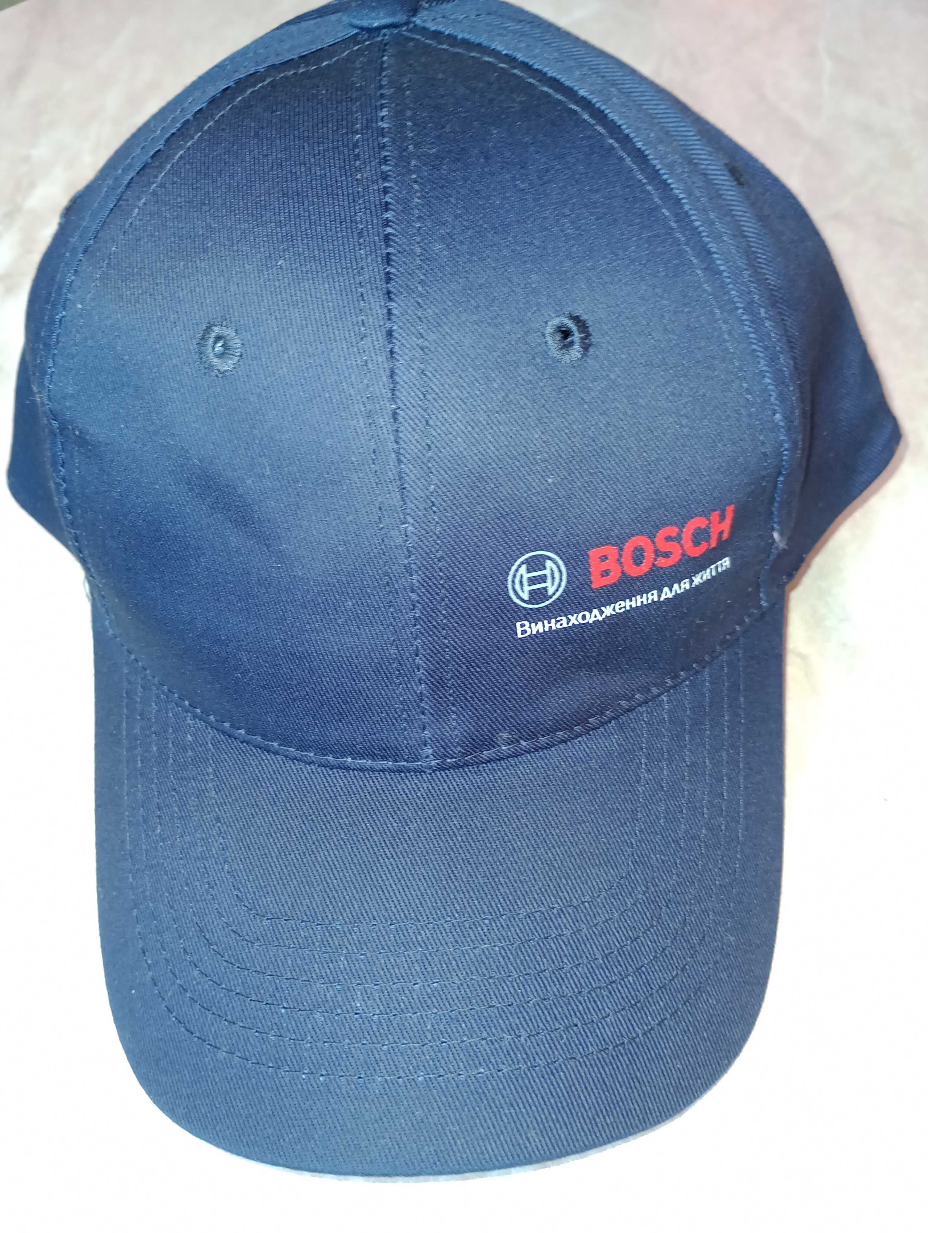 Комплект футболка с кепкой BOSCH.