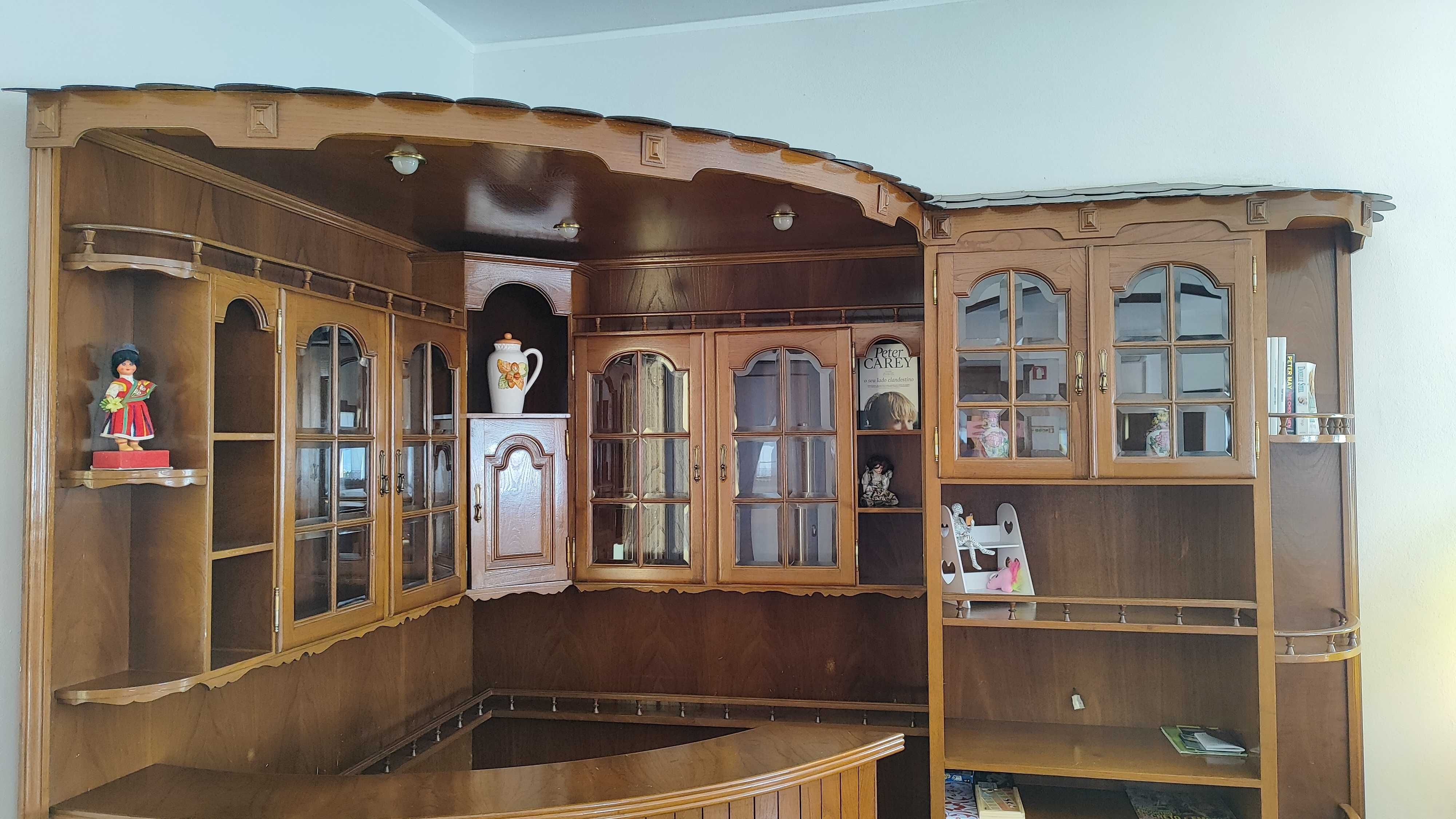 Bar sala com bancos