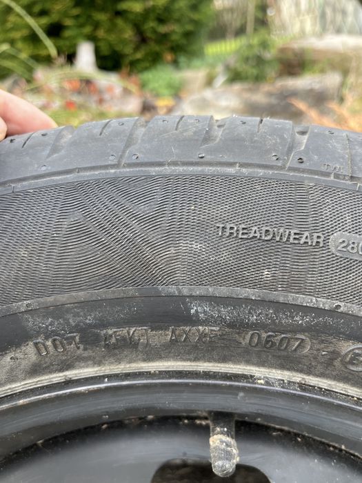 Opona 215/60 R17 - ContiPremium Contact 2  + felga.