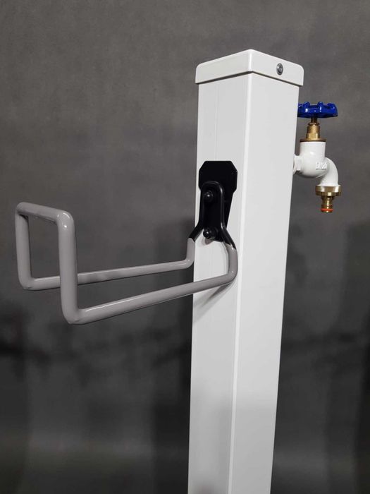 Krany ogrodowe białe i czarne