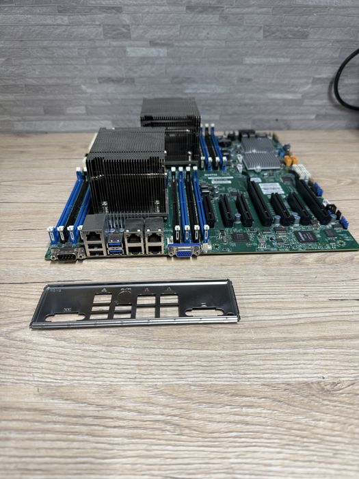 Серверна плата Supermicro X10DRH-CLN4 + 2× Xeon E5-2620 v4