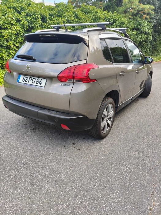Peugeot 2008 1.4 HDi SUV Economico e fiável