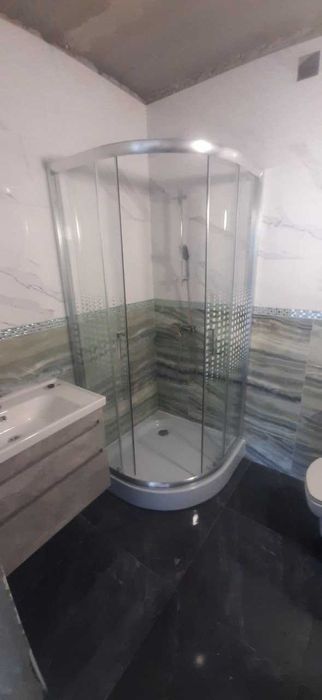 Установка и ремонт душевых кабин и боксов . Сервисное обслуживание.