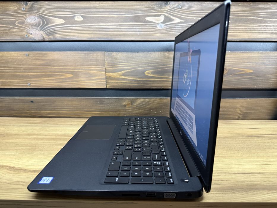 Dell Latitude 3500 15,6" i3-8145u/16 GB DDR4/M2 NvMe 256Gb/9% зносу