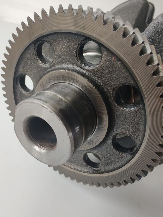 Колінвал 38AA VAG група ( VW T5 T6 MULTIVAN CARAVELLE))  Стандарт