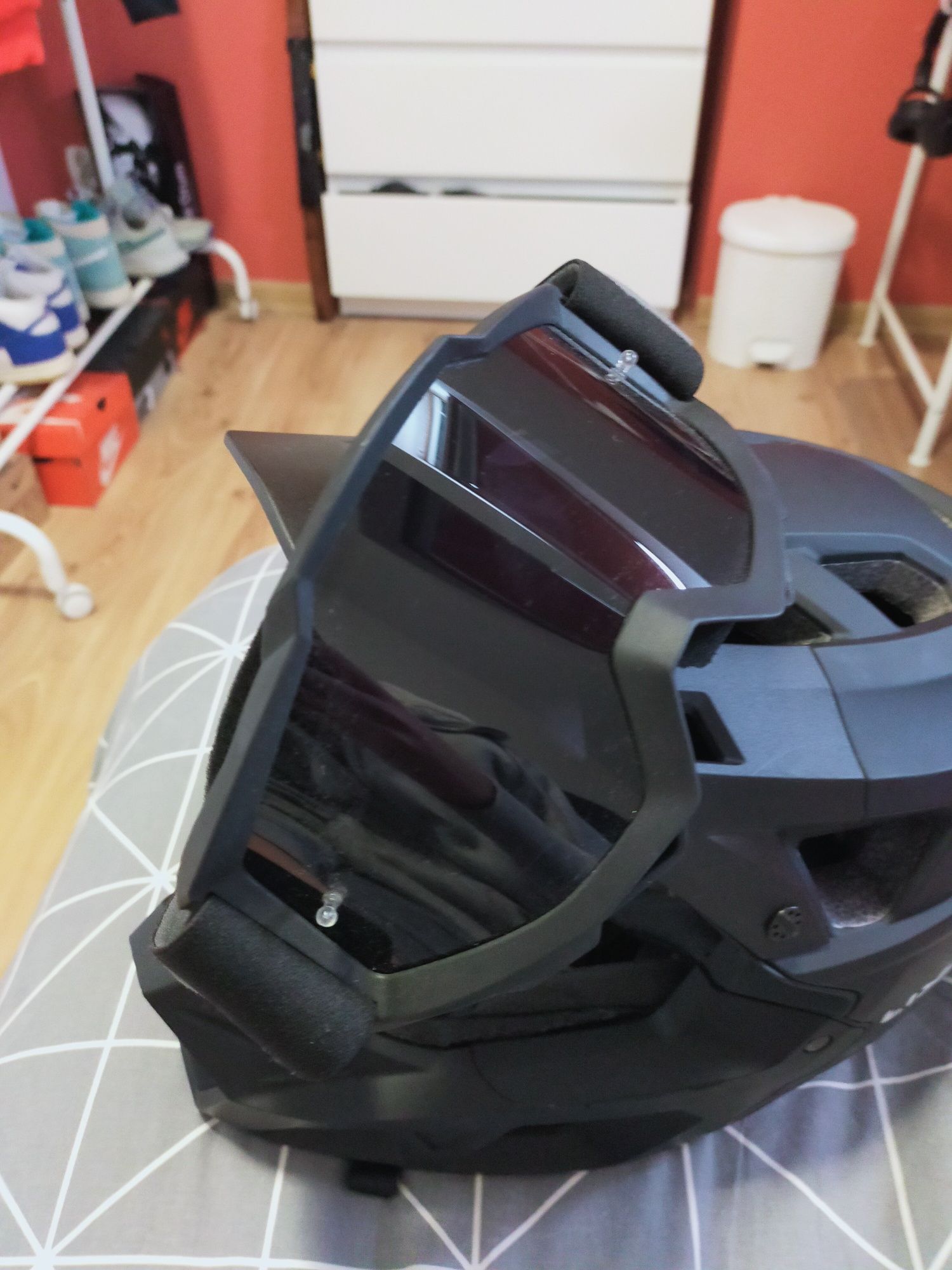 Full face MTB helmet