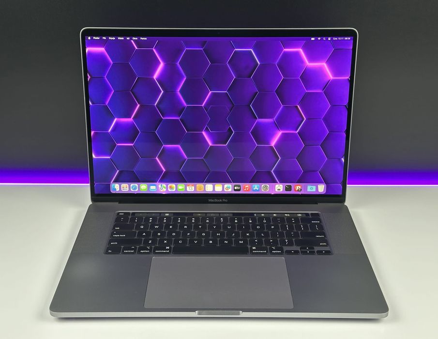 Laptop Apple MacBook Pro 16 A2141 | i9-9880H / 64GB / 1TB / Radeon/ US
