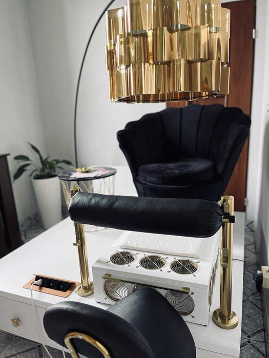 Podest do pedicure z pochlaniaczem