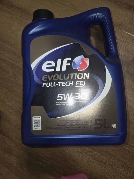 Olej elf evolution  5W -30