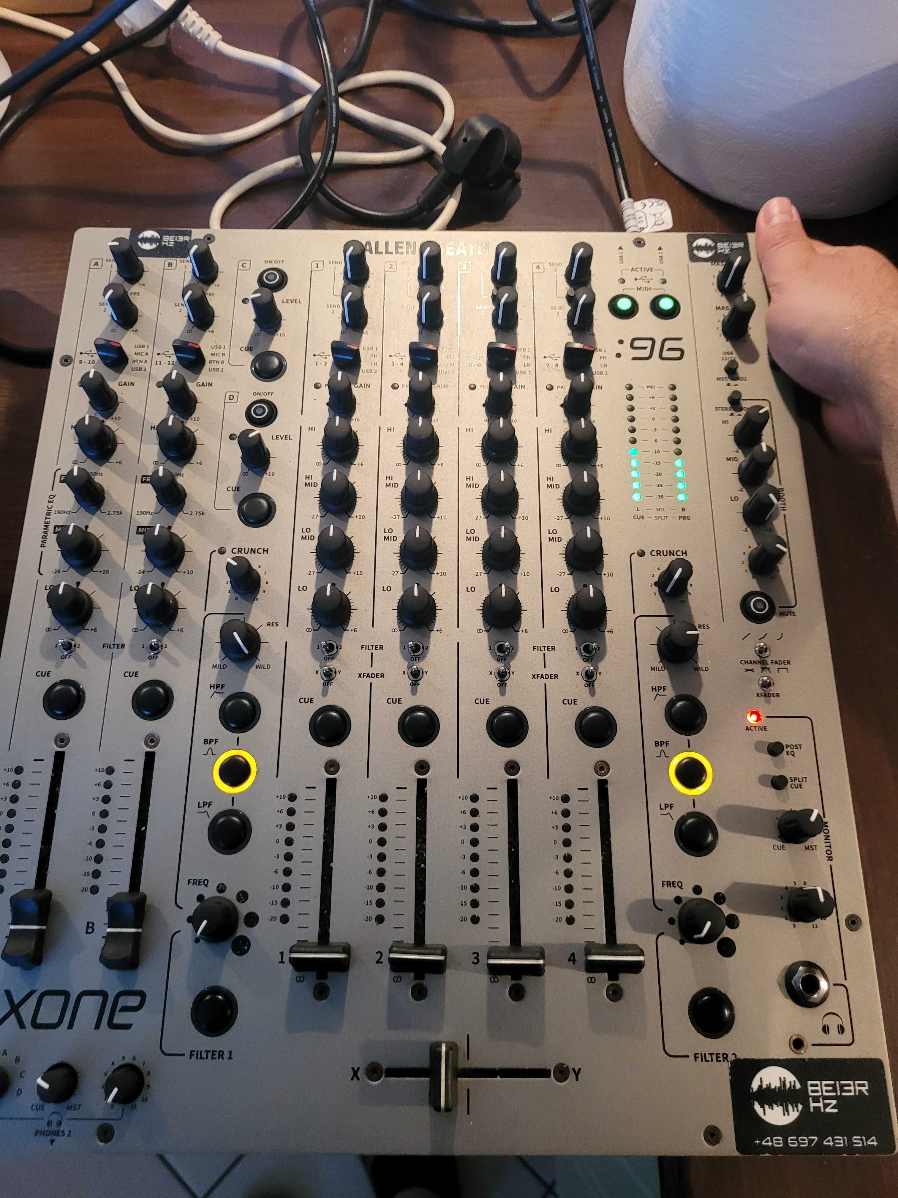 Mikser DJ Allen & Heath Xone:96 (djm, cdj)
