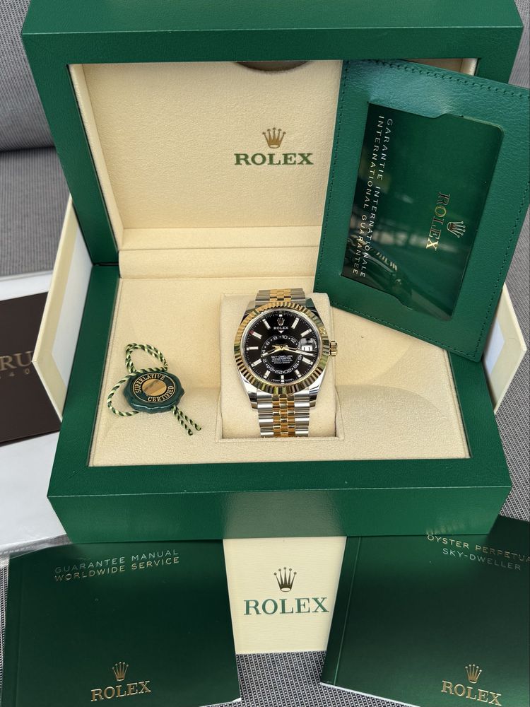 Rolex Sky-dweller Two-tone 42mm Slaon Kruk 09.2023 ( Nienoszony)