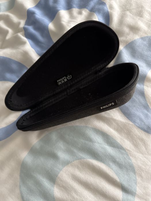 Phillips series 5000 s5588
