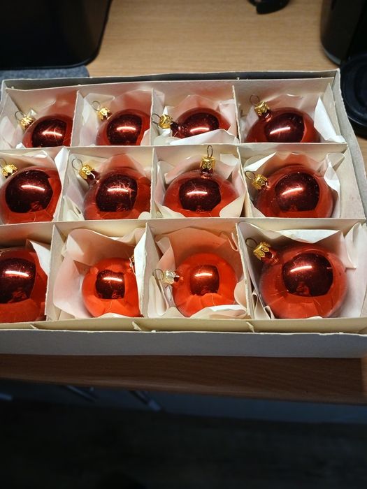 Czerwone  piękne bąbki