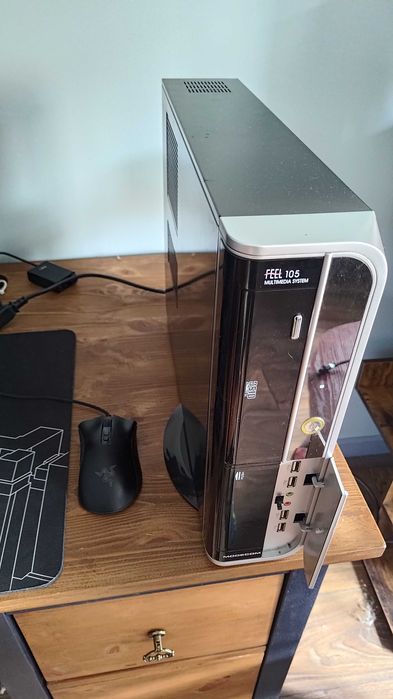 Komputer na Phenom II X2 3.2GHz  4GB RAM 500GB HDD win10