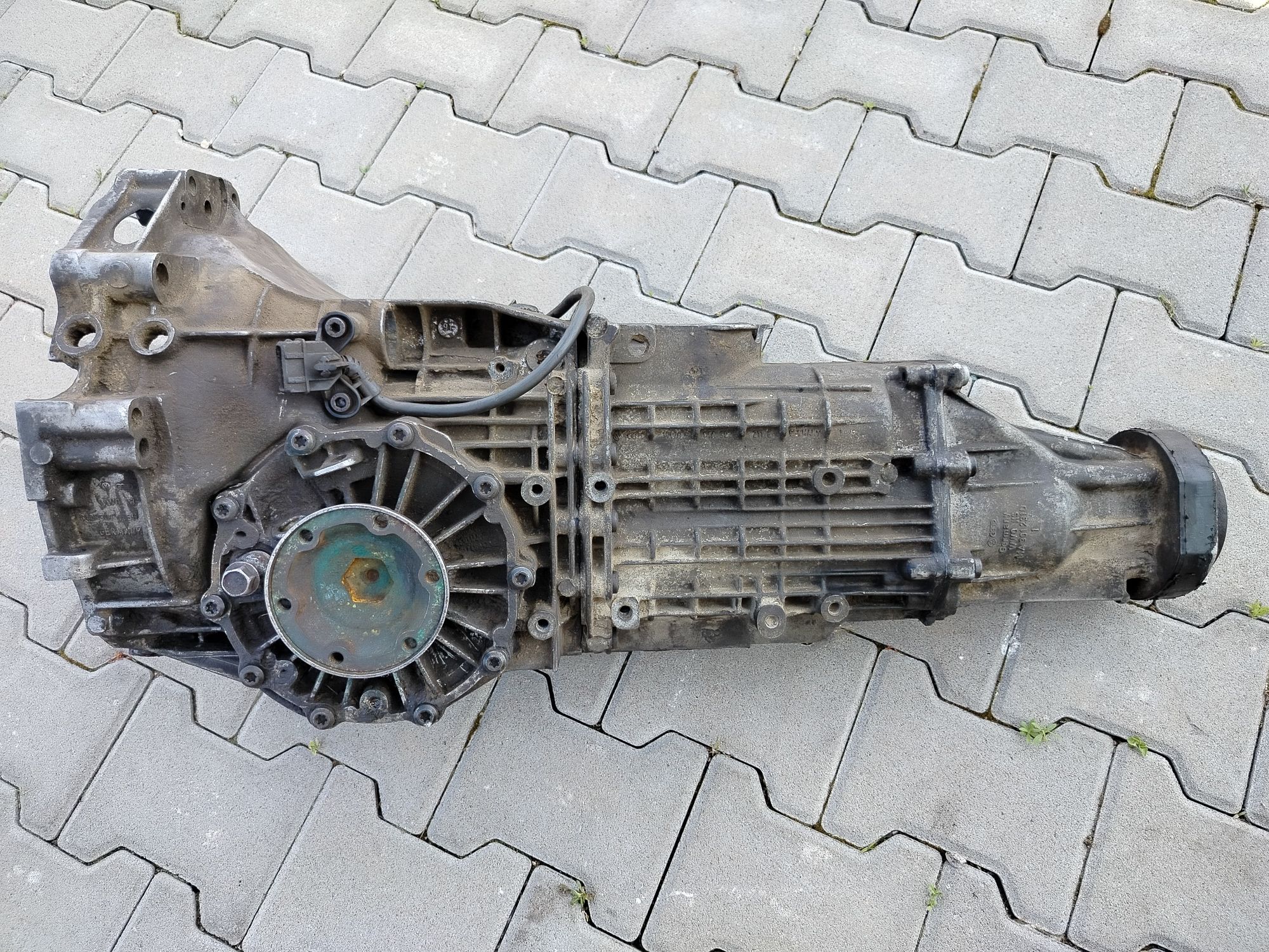 КПП Кватро AXM Audi 80 100 A4 A6 2,6 2,8 quattro коробка передач рабоч